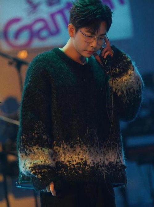 张小寒爆料男歌手视频播放